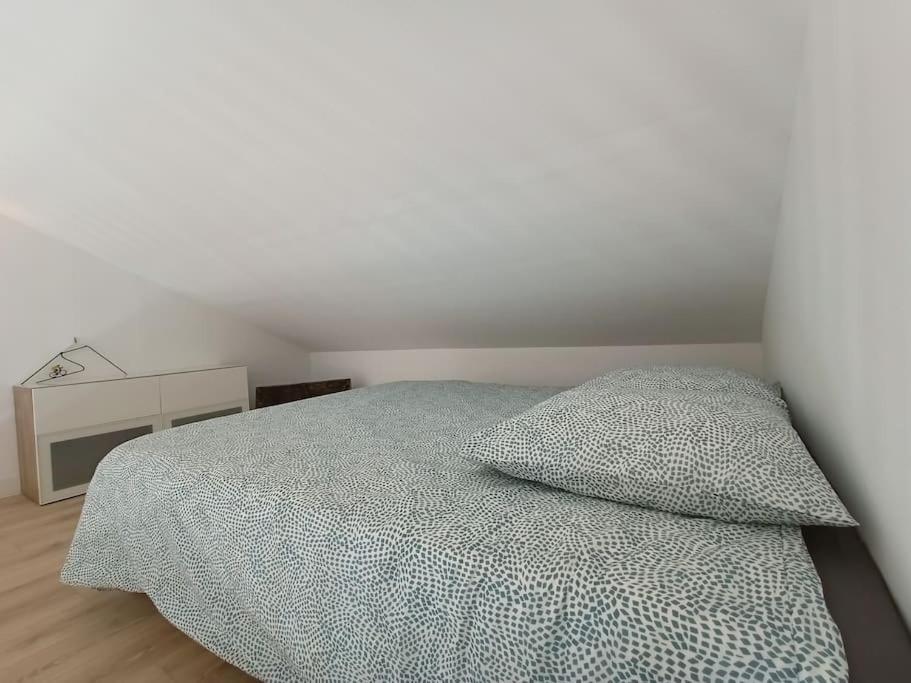 Gite De Charme Avec Jacuzzi Face Au Mont Ventoux Crestet 外观 照片
