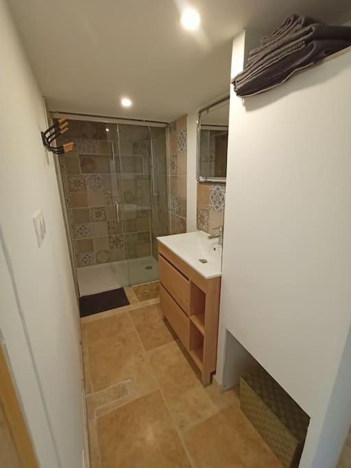 Gite De Charme Avec Jacuzzi Face Au Mont Ventoux Crestet 外观 照片
