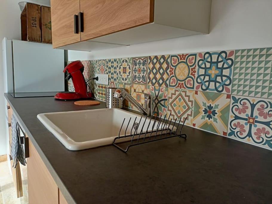 Gite De Charme Avec Jacuzzi Face Au Mont Ventoux Crestet 外观 照片