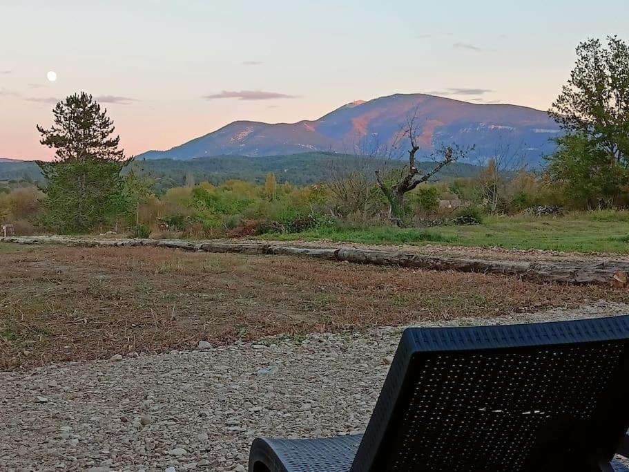 Gite De Charme Avec Jacuzzi Face Au Mont Ventoux Crestet 外观 照片